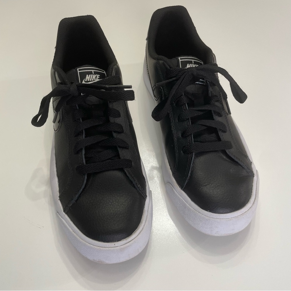 Nike Leather Court Royale AC Black Low Top Black Oil Womens 7.5 Streetwear Indie